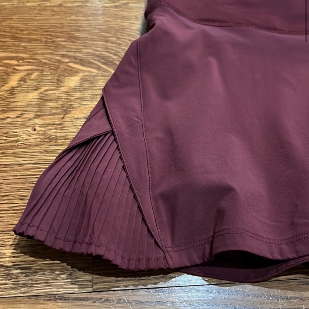 Lululemon Play off the Pleats (RARE) Burgundy/Merlot Athletic Tennis Skort  8